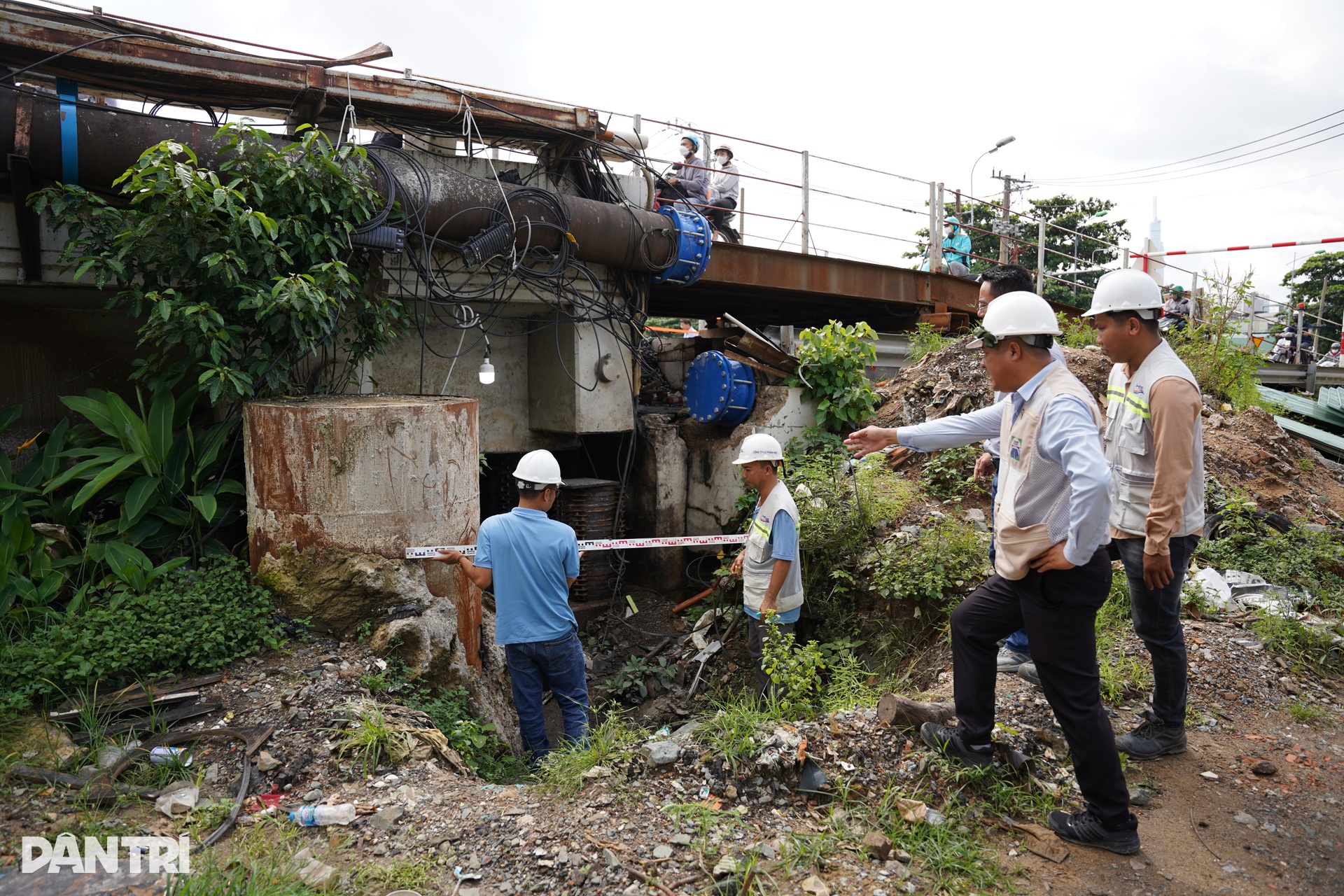 Cầu Bình Triệu 1 hoàn tất kích nâng tĩnh không hôm nay - 6 Cầu Bình Triệu 1 hoàn tất kích nâng tĩnh không hôm nay - 6