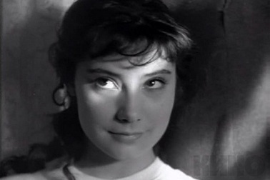 Những ngôi sao màn bạc sống kiêu hãnh trong nghèo khó