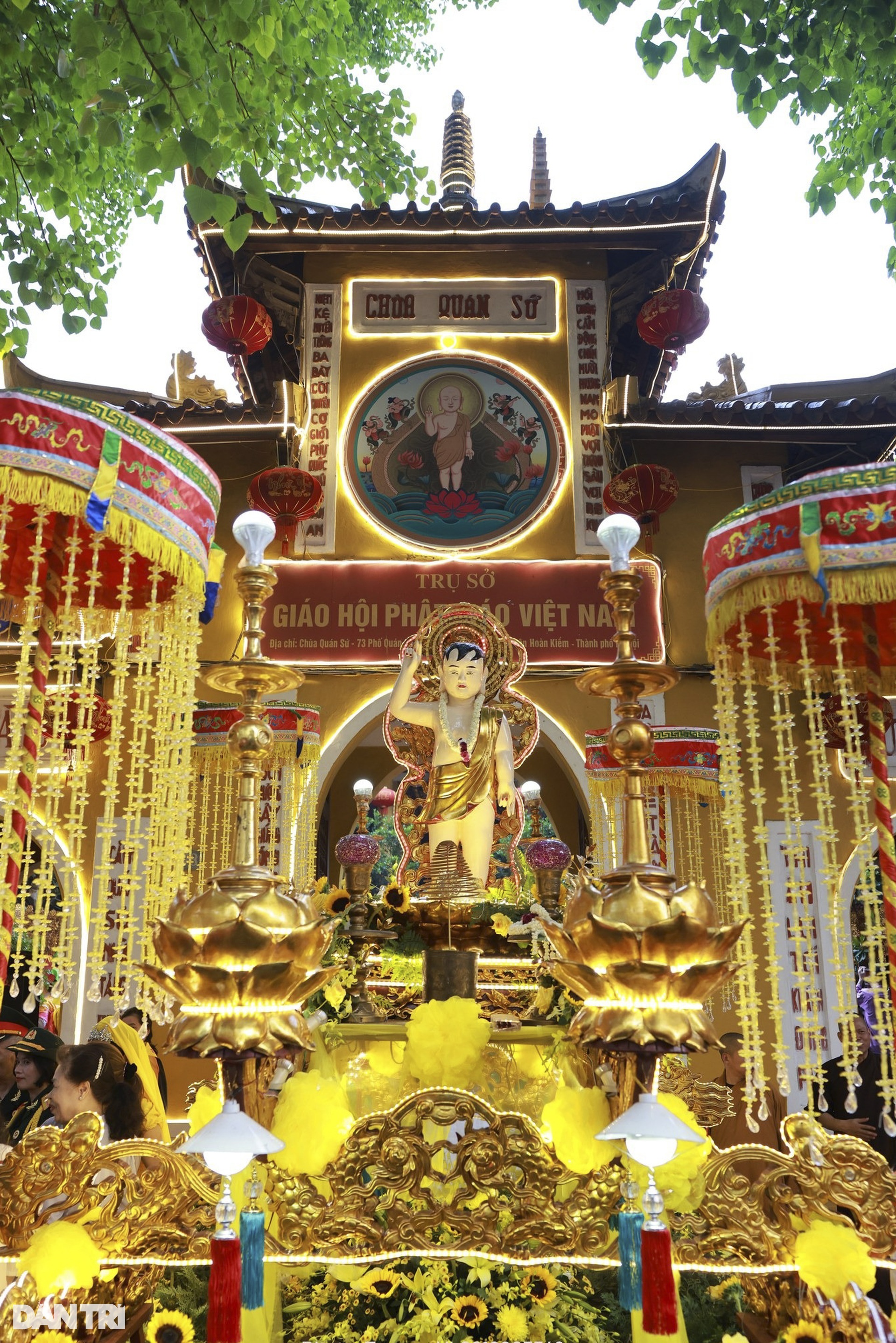 Thủ tướng dự và chúc mừng Đại lễ Phật đản 2024 tại chùa Quán Sứ - 8