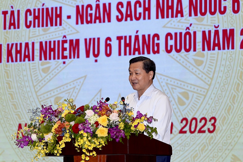 Phó Thủ tướng yêu cầu sớm báo cáo giải pháp khi áp thuế tối thiểu toàn cầu - 1 Phó Thủ tướng yêu cầu sớm báo cáo giải pháp khi áp thuế tối thiểu toàn cầu - 1