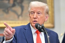 Báo Mỹ: Tổng thống Trump xem xét gửi tên lửa tầm xa cho Ukraine