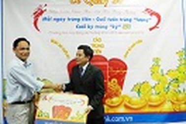 Chủ nhân đầu tiên nói gì về lượng vàng đầu năm