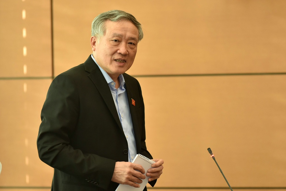 Đại biểu Quốc hội: Chống dịch không thể lo quá rồi run rẩy, sợ trách nhiệm - 1 Đại biểu Quốc hội: Chống dịch không thể lo quá rồi run rẩy, sợ trách nhiệm - 1