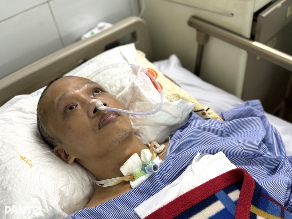 Người mẹ góa nghèo chăm con chấn thương sọ não được giúp hơn 200 triệu đồng - 2