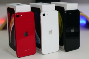iPhone SE thắng lớn tại Mỹ, nhưng vẫn là "hàng ế" tại Việt Nam