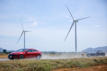 Cách phòng tránh bất trắc trên đường khi tự lái ô tô đi du xuân