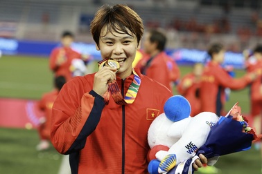 Cầu thủ nữ thứ ba của Việt Nam được mời sang châu Âu thi đấu