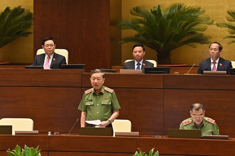 Bộ trưởng Tô Lâm: Bộ Công an đã có giải pháp cho hộ chiếu mẫu mới