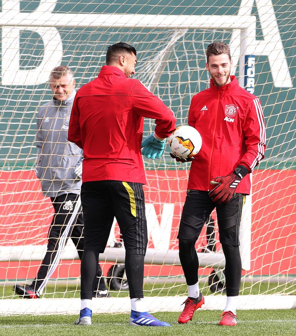 Man Utd tập rất sung trước giờ lên đường sang Áo - 7 Man Utd tập rất sung trước giờ lên đường sang Áo - 7