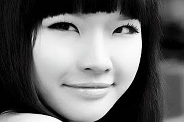 Gặp cô gái Việt làm việc cho tờ báo đắt giá của Mỹ