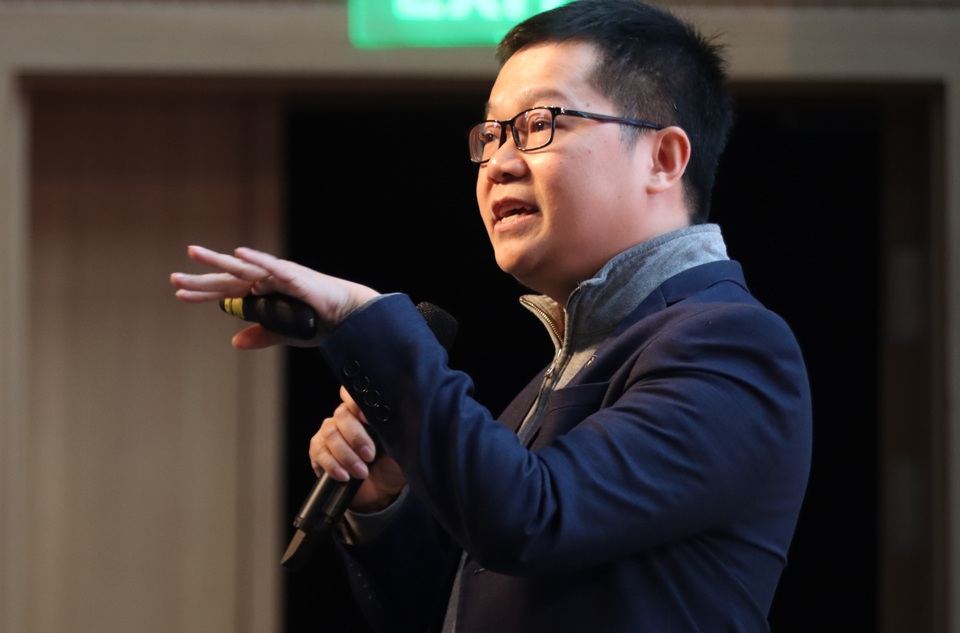 Nguyễn Chí Hiếu: Từ nhà quê đến sinh viên xuất sắc nhất nước Anh - 1 Nguyễn Chí Hiếu: Từ nhà quê đến sinh viên xuất sắc nhất nước Anh - 1