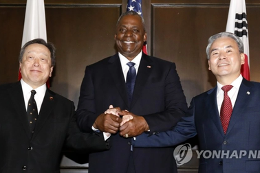 Bộ trưởng Mỹ - Nhật - Hàn nhóm họp, bàn phương án đối phó Triều Tiên