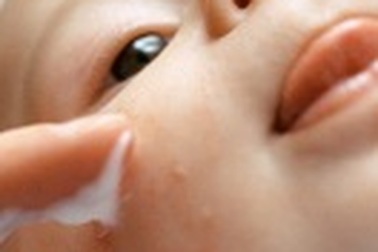 Bí quyết chăm sóc da cho trẻ nhỏ