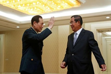 Trung Quốc "cắm rễ" sâu ở Campuchia