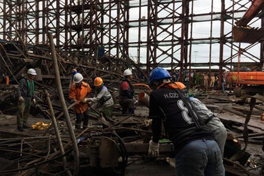 Vụ sập giàn giáo: Thẩm vấn 24 nhân viên Cty Sam Sung C&T Việt Nam