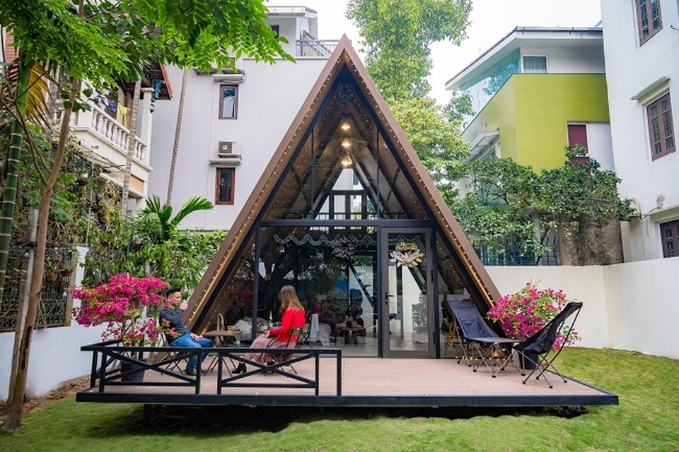 Căn nhà đẹp như mơ giữa Hà Nội, xây dựng chỉ với 300 triệu đồng - 8 Căn nhà đẹp như mơ giữa Hà Nội, xây dựng chỉ với 300 triệu đồng - 8