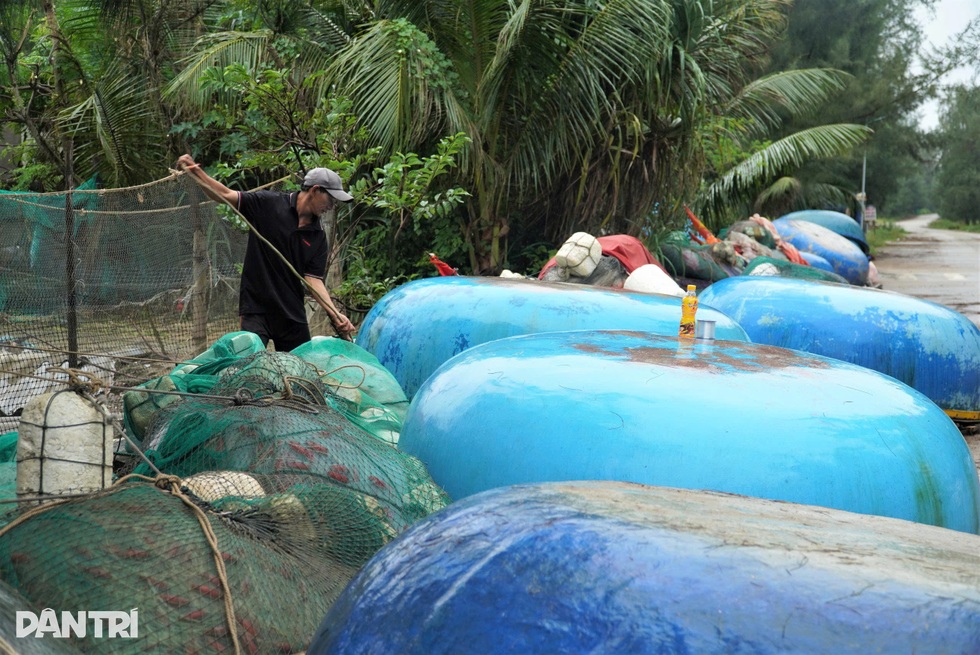 Kalmaegi sắp đổ bộ, người dân lo tái diễn kịch bản bão năm 2020 - 6 Kalmaegi sắp đổ bộ, người dân lo tái diễn kịch bản bão năm 2020 - 6