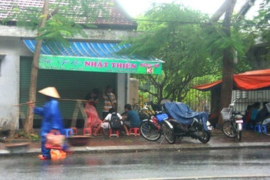 Toàn bộ HS, SV Huế được nghỉ học để tránh bão số 10