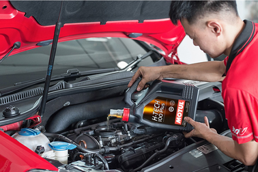 Cách lựa chọn dầu nhớt phù hợp cho ô tô