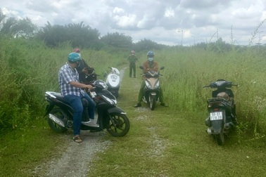 Phát hiện thi thể nữ giới đang phân hủy dưới sông ở TPHCM