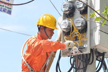 Bộ Công Thương: Điều chỉnh giá điện 3 tháng một lần là phù hợp
