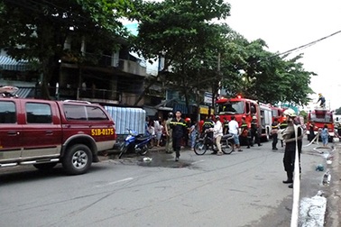 Căn hộ chung cư “phát hoả”, nhiều người hoảng loạn