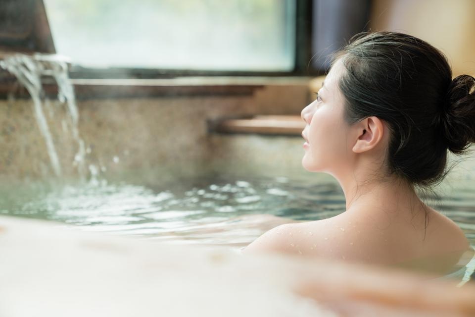 Chuyên gia onsen chỉ cách tắm khoáng nóng chuẩn Nhật tại nhà - 2 Chuyên gia onsen chỉ cách tắm khoáng nóng chuẩn Nhật tại nhà - 2