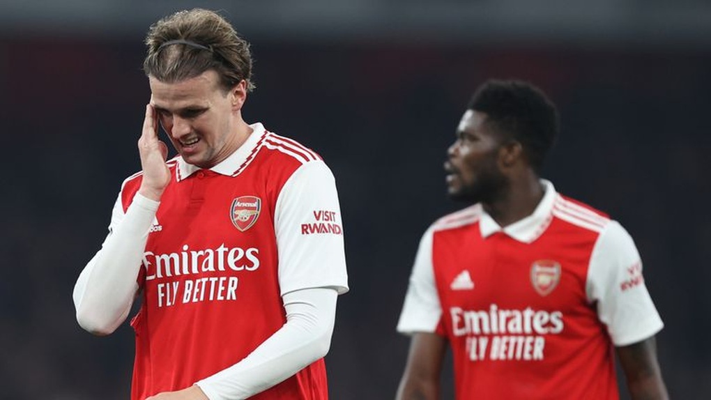 Arsenal hứng chịu đòn đau trước trận chung kết gặp Man City - 2 Arsenal hứng chịu đòn đau trước trận chung kết gặp Man City - 2