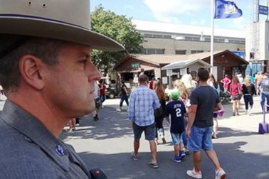 Người hùng bắt giữ sát nhân vượt ngục ở Mỹ là ai?