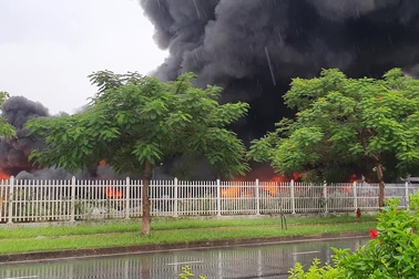 Biển lửa bao trùm tại Khu công nghiệp Yên Phong