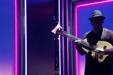 Luis Fonsi và Daddy Yankee trình diễn "Despacito" tại Grammy 2018