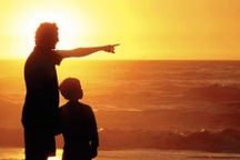 Vụ bé gái bị bạo hành: Không đi bước nữa vì ám ảnh cảnh "mẹ kế, bố dượng"