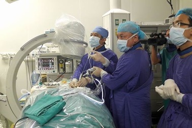 Bệnh nhân chỉ 1 ngày đã ra viện, chúng tôi phải mất 10 năm nghiên cứu và thực hành”