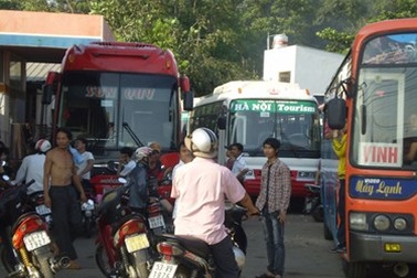 Thủ tướng “lệnh” dẹp nạn xe dù, bến cóc