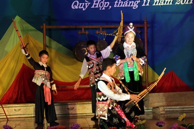 Giao lưu văn hoá các dân tộc thiểu số tỉnh Nghệ An lần thứ 2