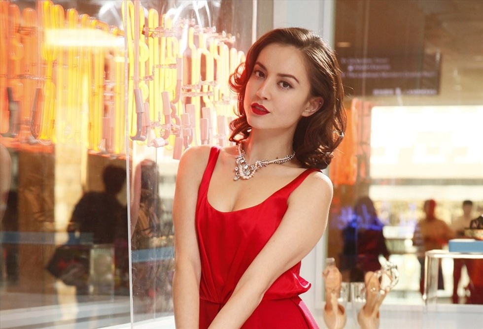 Mỹ nhân đánh đổi sự nghiệp làm vợ bé, sinh bốn con cho tỷ phú sòng bạc - 12 Mỹ nhân đánh đổi sự nghiệp làm vợ bé, sinh bốn con cho tỷ phú sòng bạc - 12