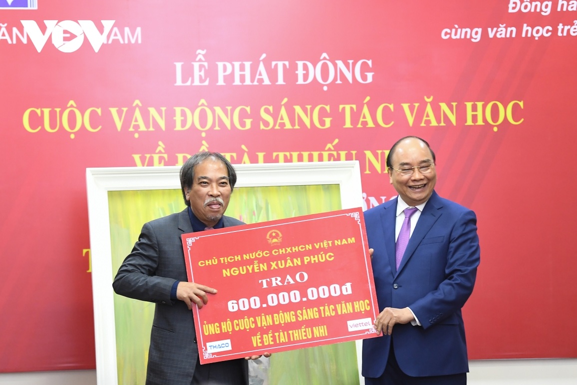 Phát động sáng tác văn học về đề tài thiếu nhi và trao giải Tác giả trẻ - 4 Phát động sáng tác văn học về đề tài thiếu nhi và trao giải Tác giả trẻ - 4