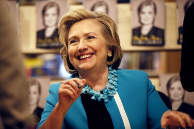 Hillary Clinton tuyên bố tranh cử tổng thống Mỹ 2016