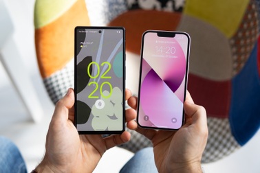 Smartphone Android sắp vượt mặt iPhone về hiệu năng