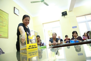 Hà Nội lập danh sách trả lương hưu làm 2 đợt