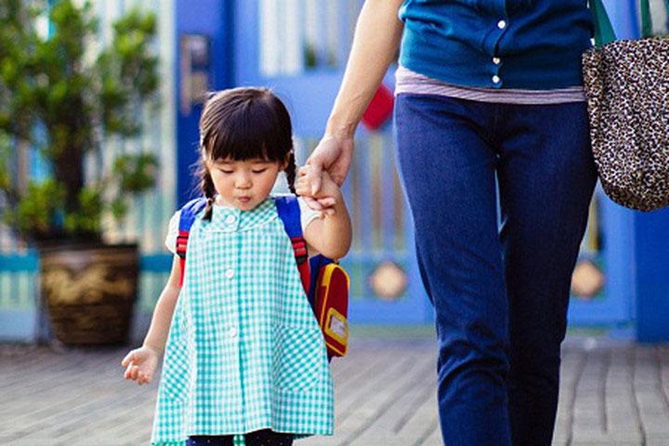 Những câu hỏi của cha mẹ giúp con hồ hởi sau giờ tan học - 1 Những câu hỏi của cha mẹ giúp con hồ hởi sau giờ tan học - 1