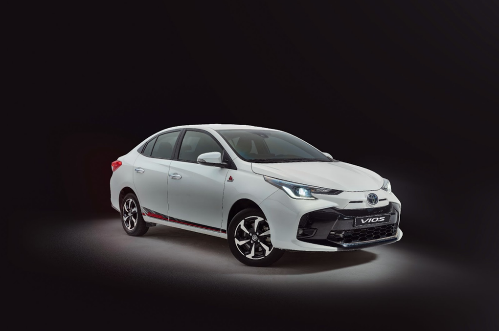 Toyota Vios ra mắt phiên bản kỷ niệm 30 năm với số lượng giới hạn - 1