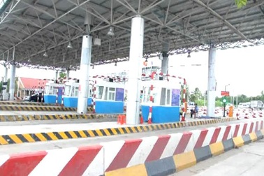 Trạm thu phí Cai Lậy ngày 15/8 "xả" cả 2 chiều