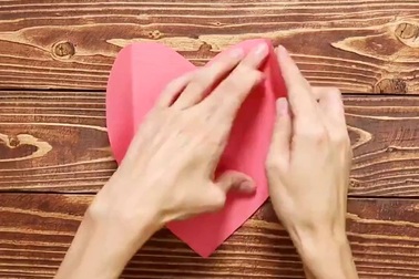 Cách tự làm món quà tặng cho ngày lễ tình nhân Valentine