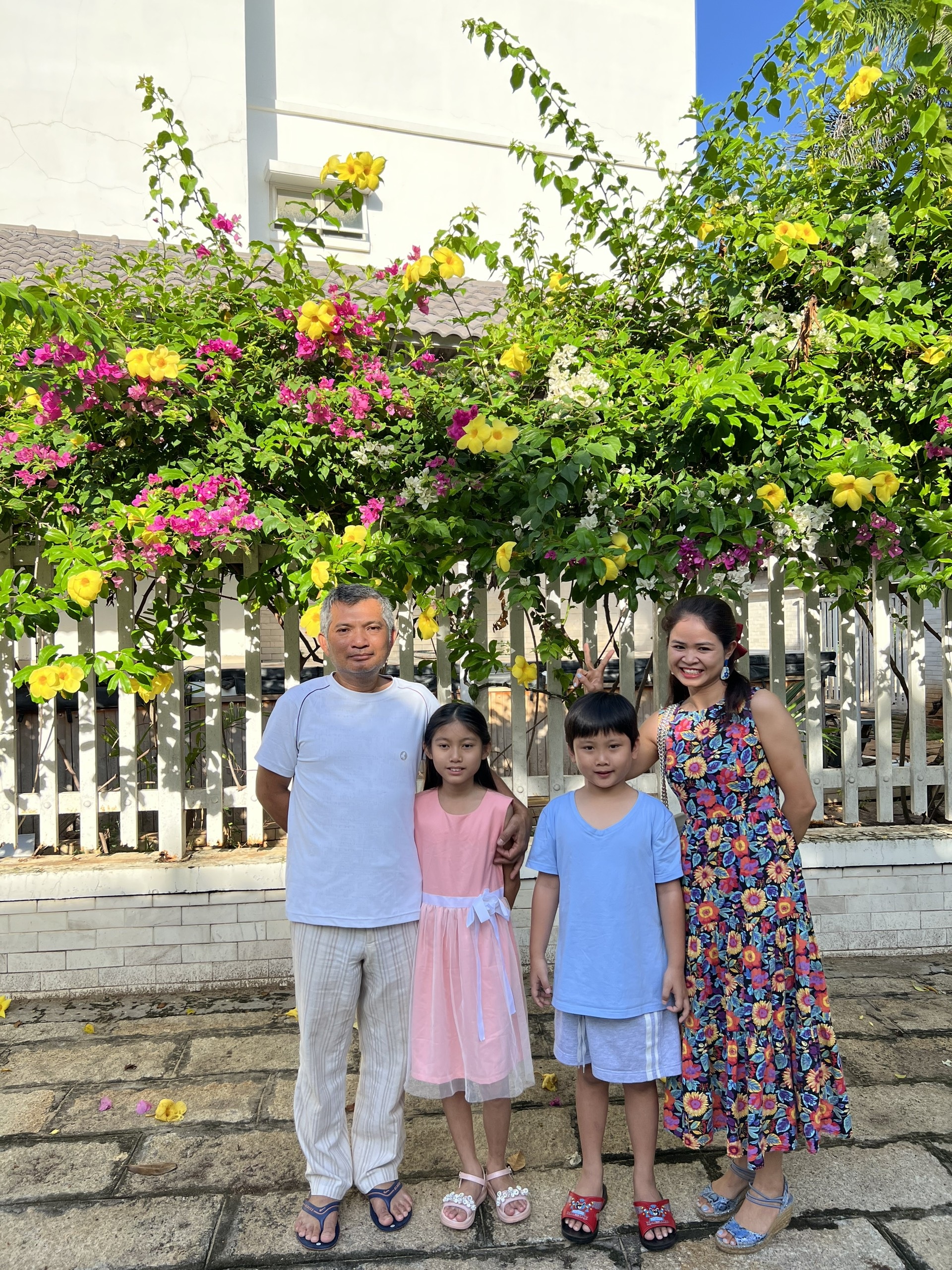 Nên duyên nhờ bỏ phố về rừng, cặp đôi từng đổ vỡ có hạnh phúc trong mơ - 4 Nên duyên nhờ bỏ phố về rừng, cặp đôi từng đổ vỡ có hạnh phúc trong mơ - 4