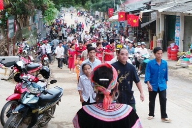 Rộn ràng Tết Độc lập của người Mông