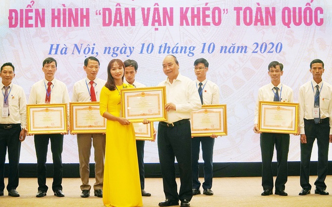 50 tấm gương tiêu biểu vì cộng đồng được Thủ tướng Chính phủ tặng Bằng khen - Ảnh 1.