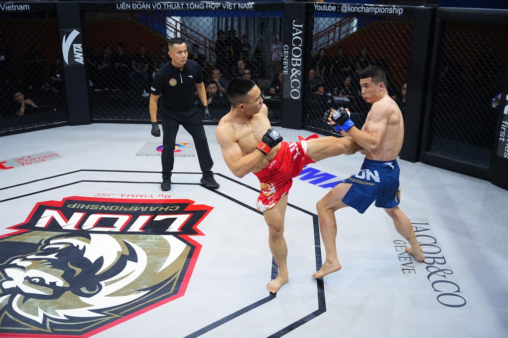 Nghiêm Văn Ý thắng ấn tượng Quàng Văn Minh ở MMA Championship - 1 Nghiêm Văn Ý thắng ấn tượng Quàng Văn Minh ở MMA Championship - 1