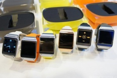 Đồng hồ thông minh Samsung Galaxy Gear hoạt động như thế nào?