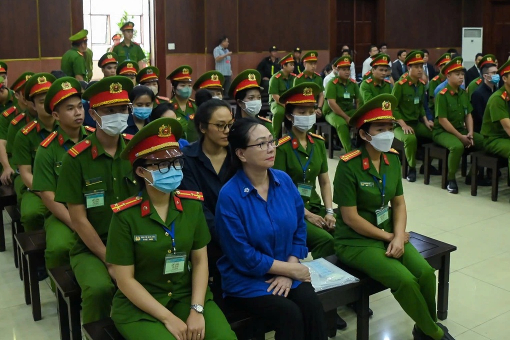 Không kháng cáo, chồng bà Trương Mỹ Lan vẫn được đề nghị giảm án - 3 Không kháng cáo, chồng bà Trương Mỹ Lan vẫn được đề nghị giảm án - 3